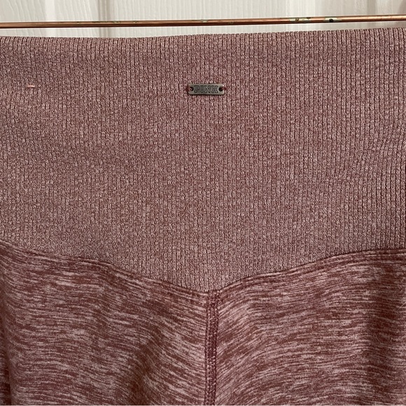 PINK Heathered Maroon & Pink High Waist Fleece Leggings - Picture 4 of 4